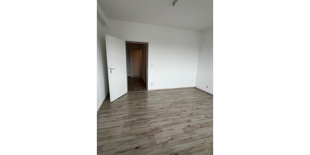Etagenwohnung Oberhausen - 2 Zimmer, 67 m&sup2;, 495&euro; | Angebot:25103860