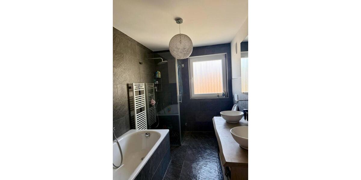 Etagenwohnung Essen Stadtbezirk IX - 4 Zimmer, 101 m&sup2;, 550.000&euro; | Angebot:25861120