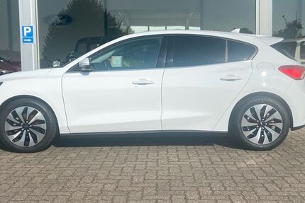 Ford Focus 56.500 km 13.890 &euro; Willich-Anrath 47877