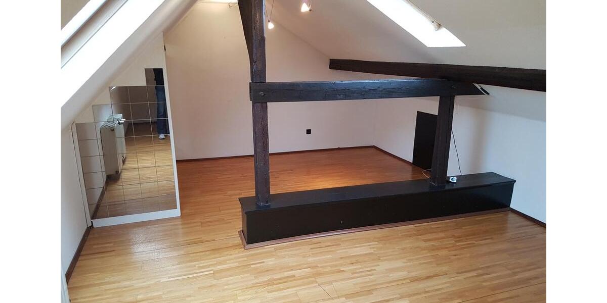 Maisonettenwohnung Krefeld - 2.5 Zimmer, 90 m&sup2;, 800&euro; | Angebot:25892864