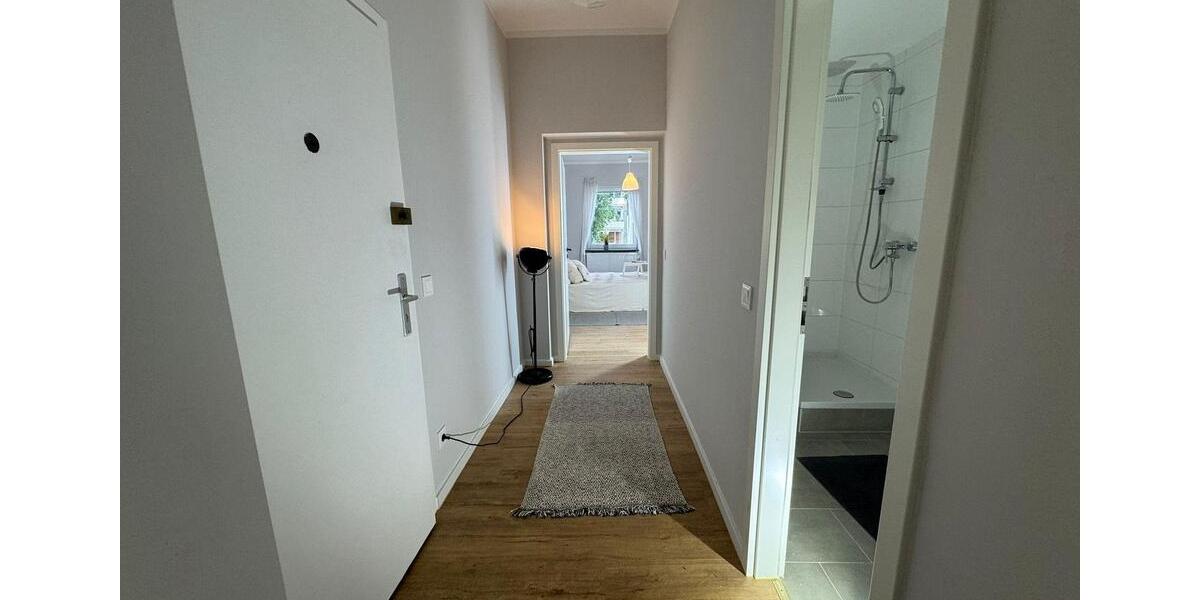 Etagenwohnung Düsseldorf Oberbilk - 2 Zimmer, 65 m&sup2;, 1.200&euro; | Angebot:26562080
