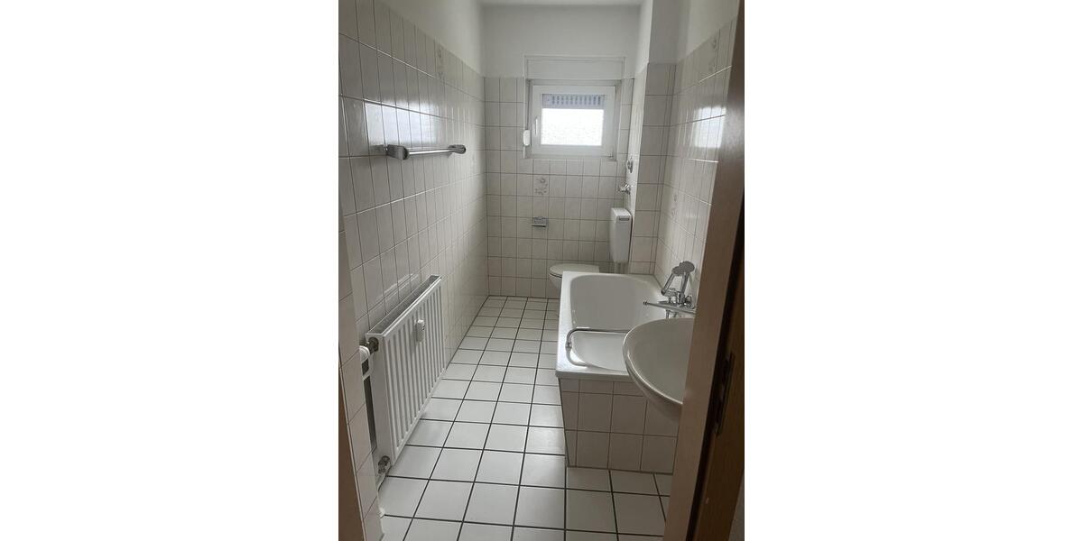 Etagenwohnung Moers Rheinkamp - 3.5 Zimmer, 55 m&sup2;, 411&euro; | Angebot:25665145