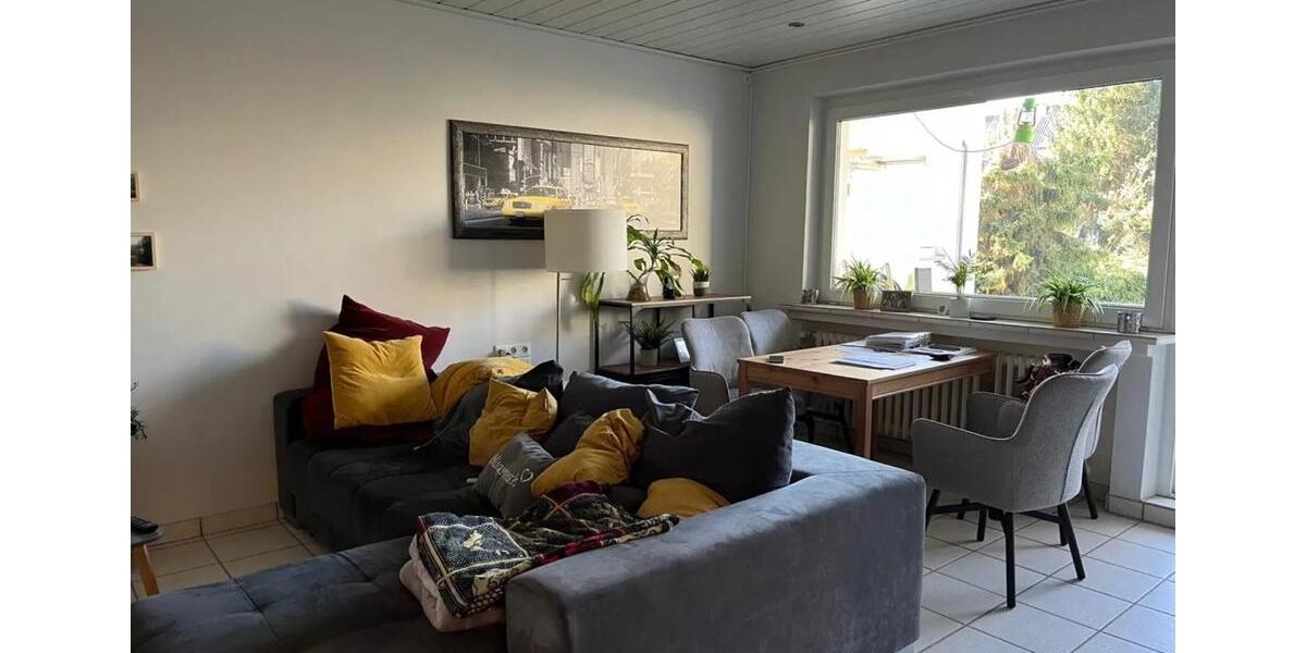 Etagenwohnung Krefeld - 2 Zimmer, 58 m&sup2;, 493&euro; | Angebot:25947657