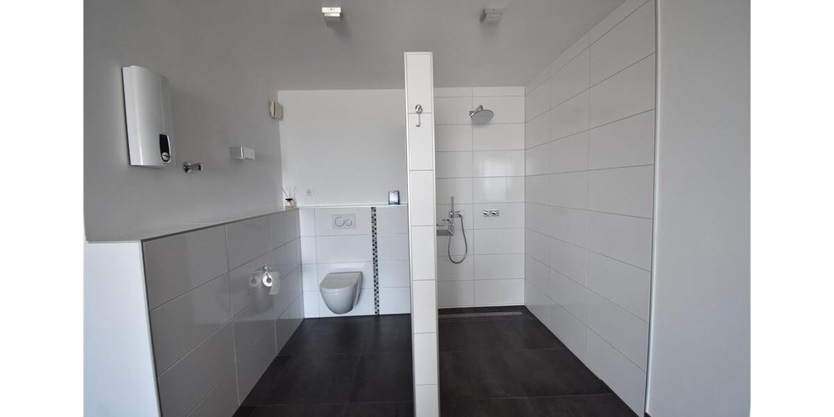 Etagenwohnung Essen Stadtbezirk VI - 4 Zimmer, 145 m&sup2;, 1.550&euro; | Angebot:22040281
