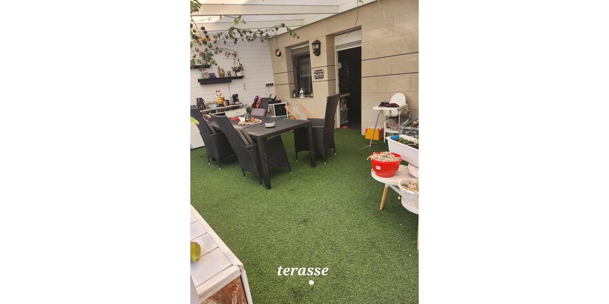 Reihenhaus Duisburg Huckingen - 4 Zimmer, 98 m&sup2;, 220.000&euro; | Angebot:27296260