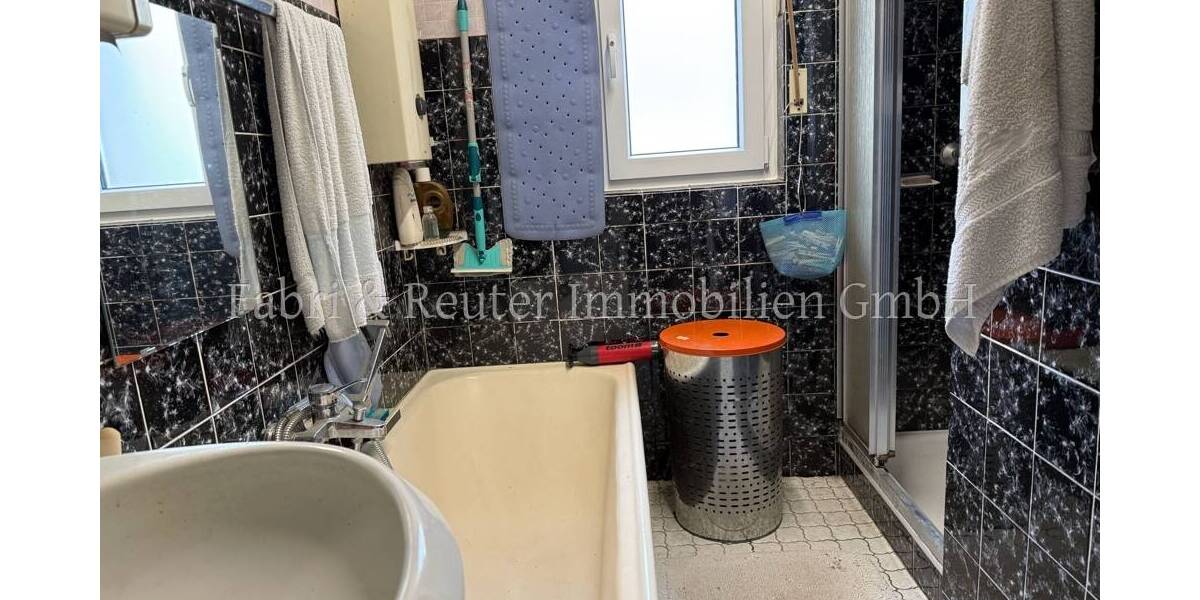 Doppelhaushälfte Grefrath - 5 Zimmer, 100 m&sup2;, 265.000&euro; | Angebot:26733372