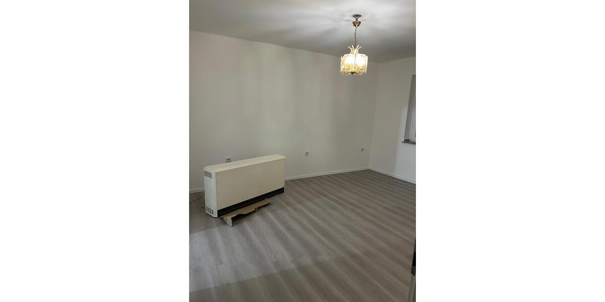 Etagenwohnung Essen Stadtbezirk III - 2 Zimmer, 61 m&sup2;, 680&euro; | Angebot:25103914