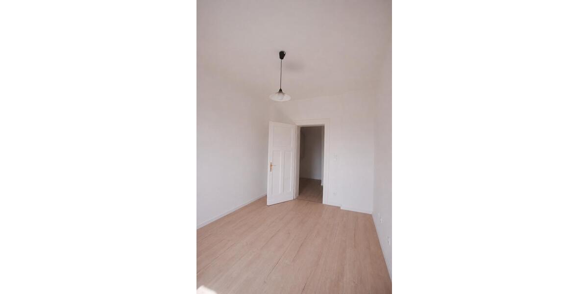 Dachgeschoßwohnung Mülheim an der Ruhr - 3 Zimmer, 92 m&sup2;, 910&euro; | Angebot:26688507