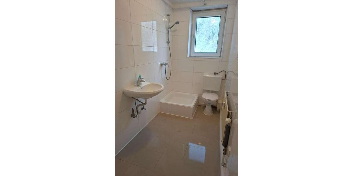 Etagenwohnung Krefeld - 1 Zimmer, 39 m&sup2;, 525&euro; | Angebot:25920231