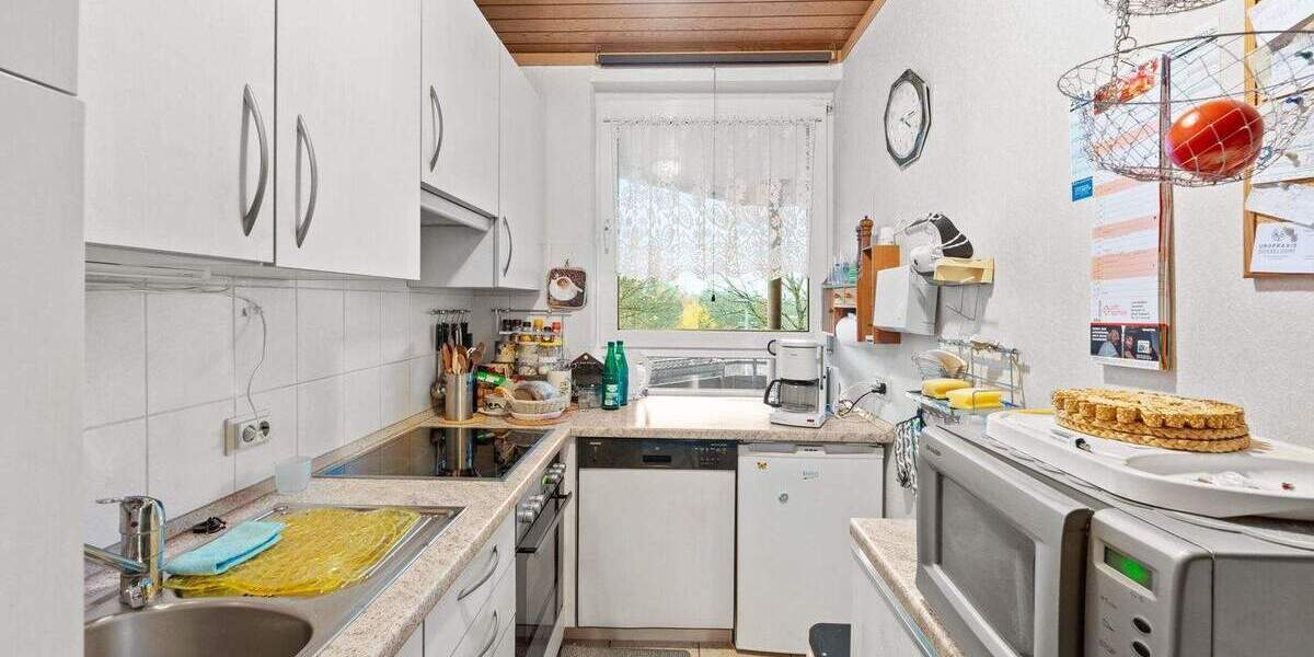 Etagenwohnung Düsseldorf Gerresheim - 4 Zimmer, 98 m&sup2;, 340.000&euro; | Angebot:25685672