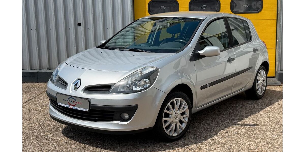 Renault Clio 63.000 km 4.470 &euro; Krefeld 47799