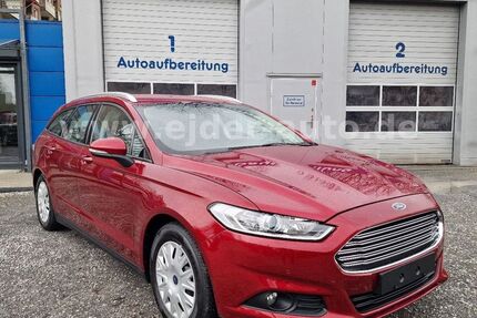 Ford Mondeo 81.206 km 15.950 &euro; Düsseldorf 40589