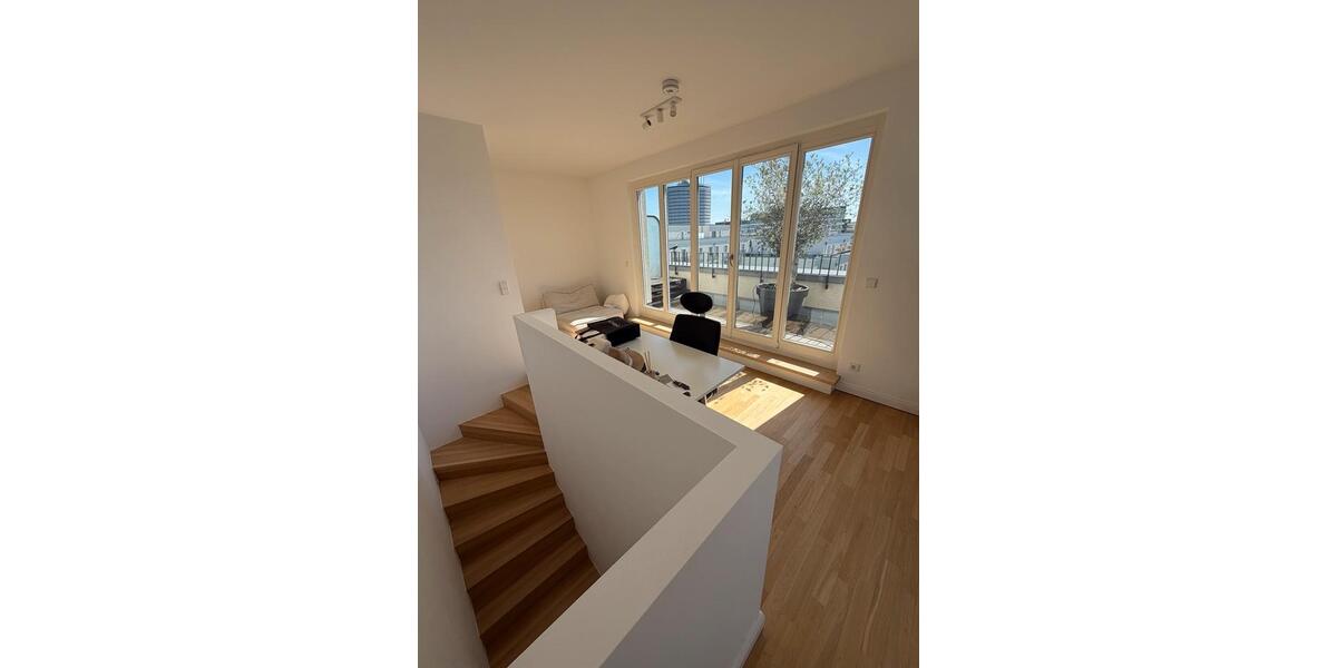 Einfamilienhaus Düsseldorf Heerdt - 3.5 Zimmer, 180 m&sup2;, 3.850&euro; | Angebot:26523209