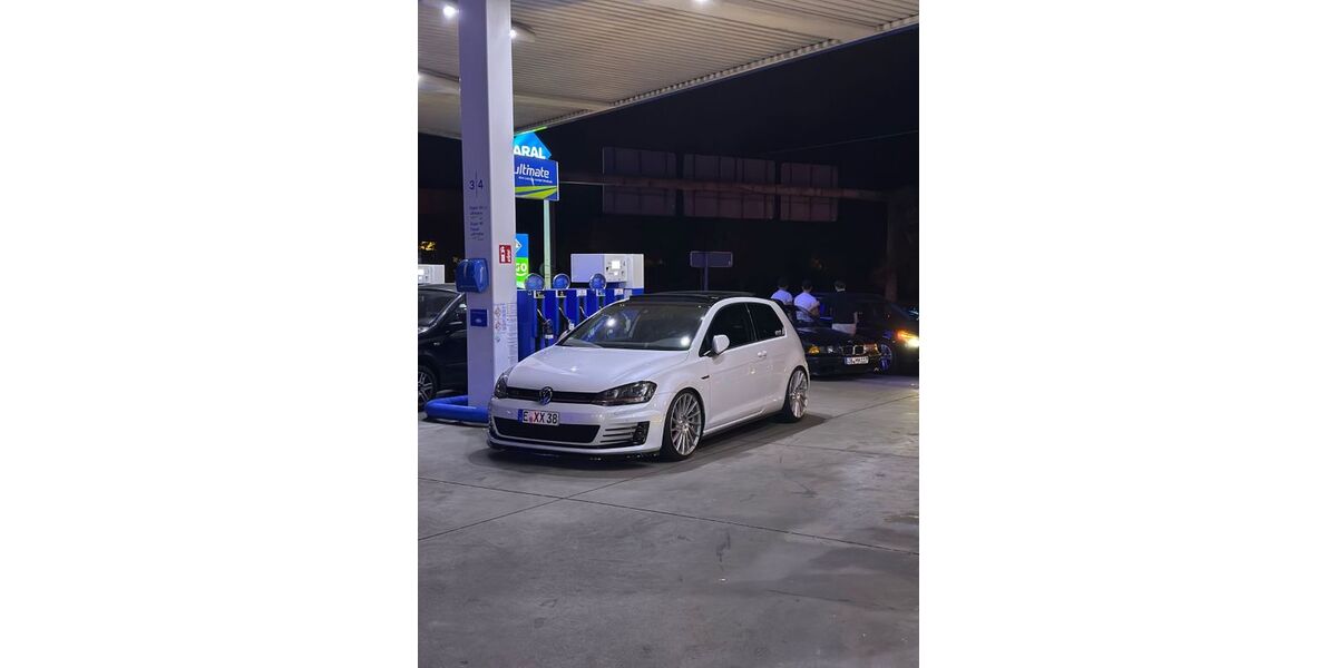 VW Golf 63.000 km 18.500 &euro; Essen 45277