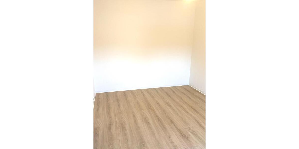Etagenwohnung Moers Rheinkamp - 2.5 Zimmer, 58 m&sup2;, 715&euro; | Angebot:26549826