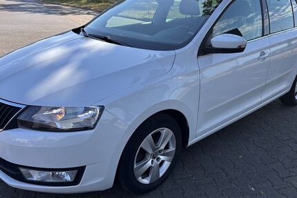 Skoda Rapid 118.000 km 9.950 &euro; Kevelaer 47623