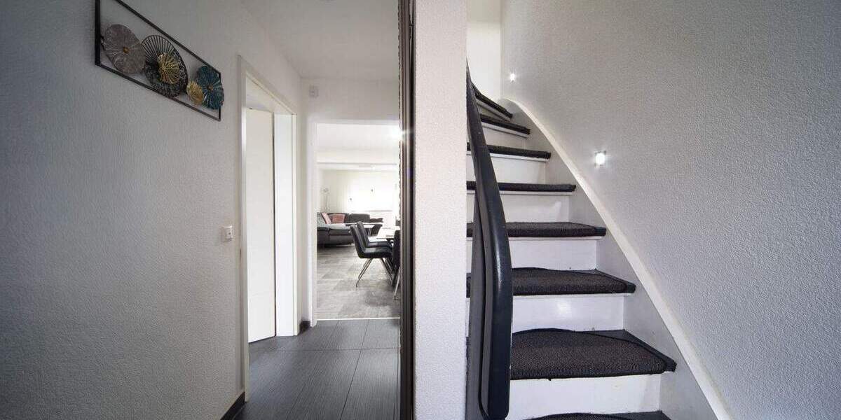 Reihenmittelhaus Kamp - Lintfort Stadtkern - 4 Zimmer, 110 m&sup2;, 368.000&euro; | Angebot:25696612