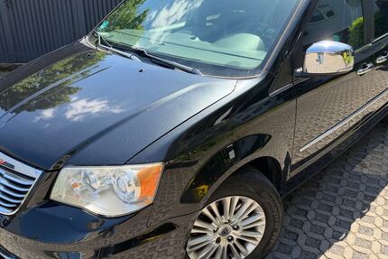 Lancia Voyager 160.000 km 6.849 &euro; Düsseldorf 40231