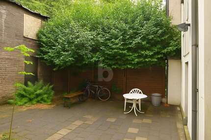 Haus Duisburg Laar - 13 Zimmer, 308 m&sup2;, 420.000&euro; | Angebot:27262028