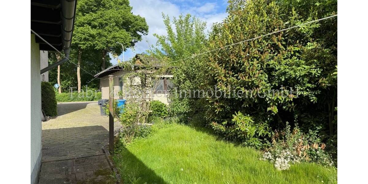 Doppelhaushälfte Grefrath - 5 Zimmer, 100 m&sup2;, 265.000&euro; | Angebot:26733372