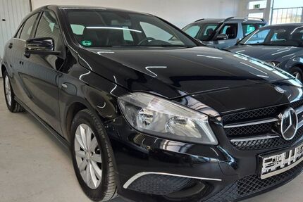 Mercedes-Benz A 180 271.738 km 6.399 &euro; Rheinberg 47495