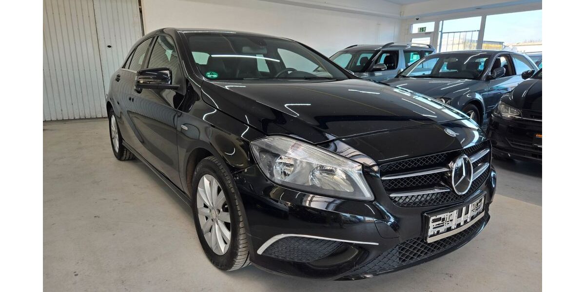 Mercedes-Benz A 180 271.738 km 6.399 &euro; Rheinberg 47495