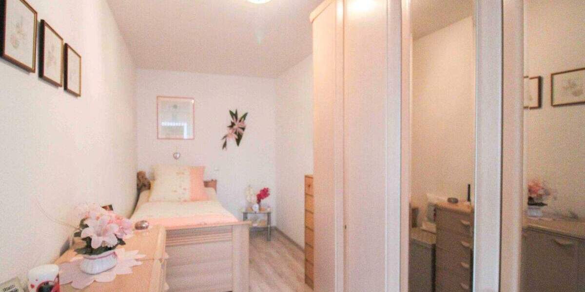 Etagenwohnung Duisburg Hochheide - 3 Zimmer, 60 m&sup2;, 79.000&euro; | Angebot:25782580