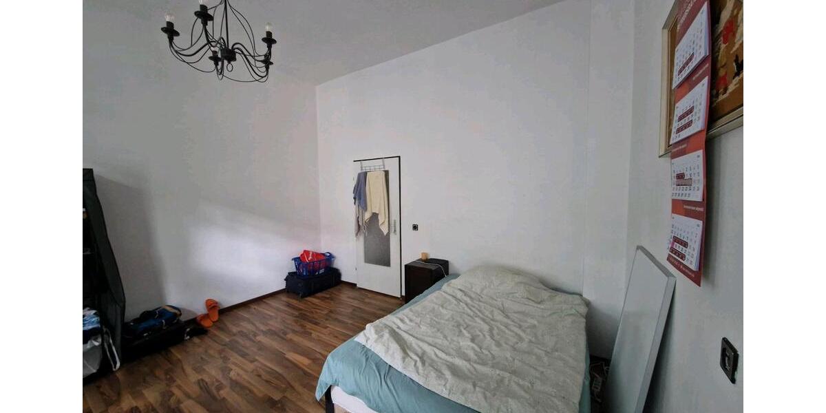 Etagenwohnung Düsseldorf Oberbilk - 3 Zimmer, 20 m&sup2;, 500&euro; | Angebot:26536644