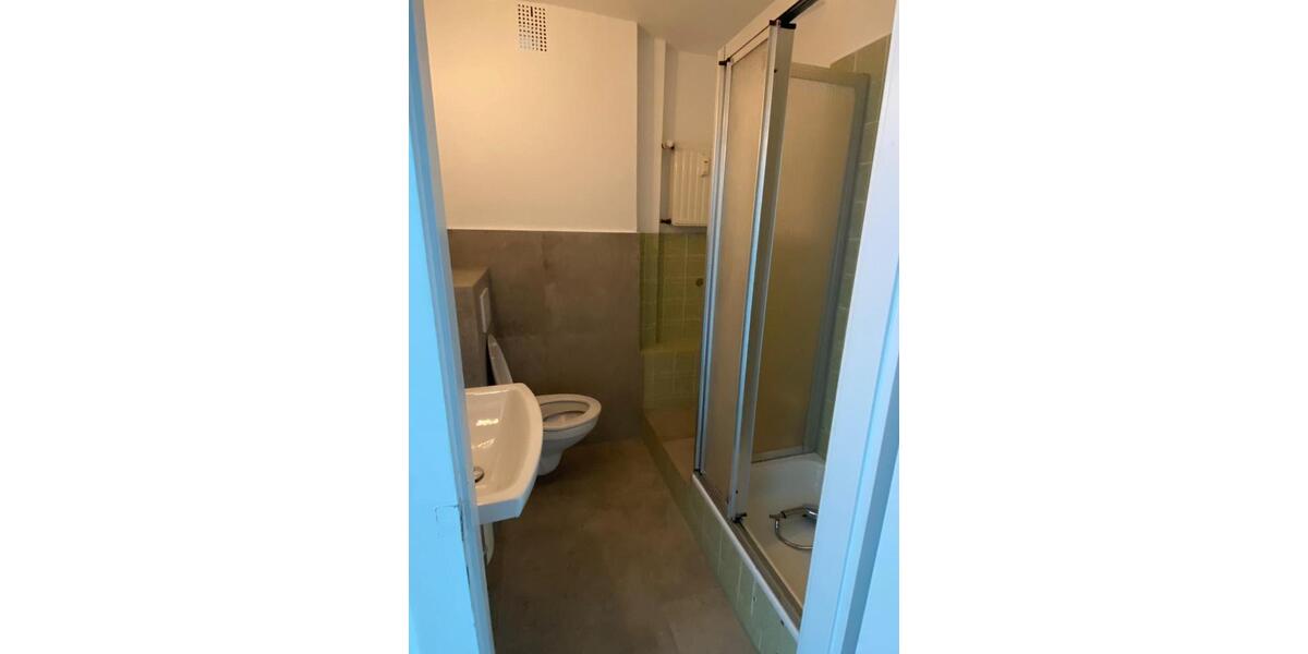 Etagenwohnung Düsseldorf Pempelfort - 1 Zimmer, 30 m&sup2;, 550&euro; | Angebot:25856205