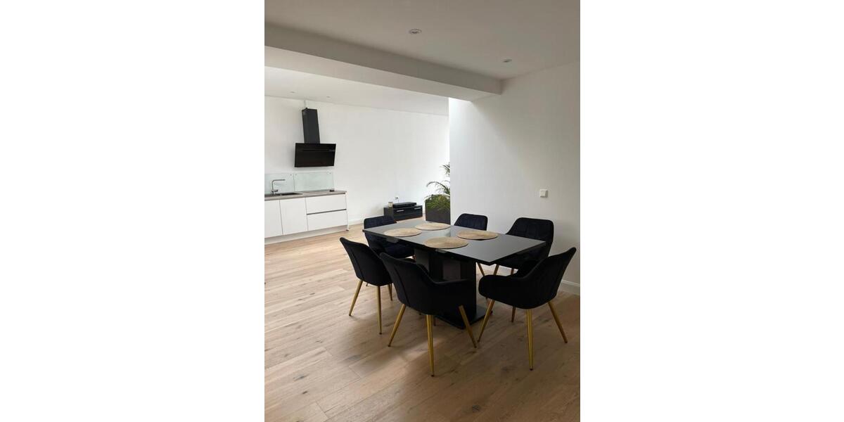 Erdgeschoßwohnung Düsseldorf Stadtbezirk 7 - 3 Zimmer, 80 m&sup2;, 1.880&euro; | Angebot:25433282