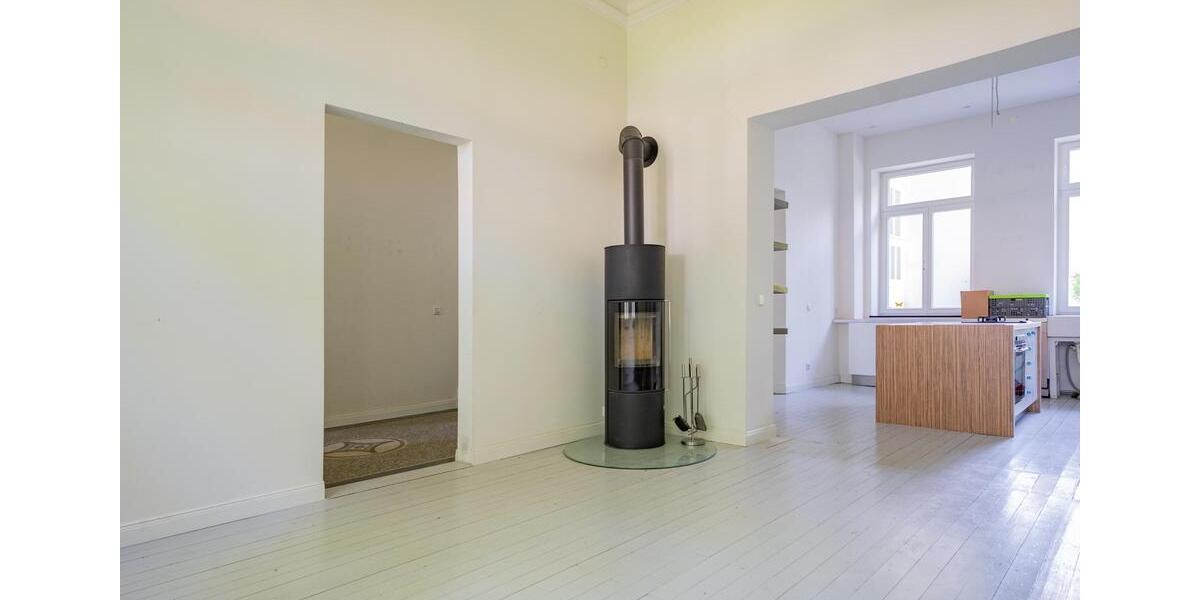 Villa Krefeld Bockum - 5 Zimmer, 180 m&sup2;, 2.040&euro; | Angebot:24987604