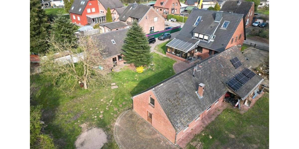 Mehrfamilienhaus, Wohnhaus Hünxe - 9 Zimmer, 180 m&sup2;, 770.000&euro; | Angebot:25810971