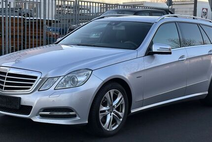 Mercedes-Benz E 220 298.000 km 7.950 &euro; Neuss 41460