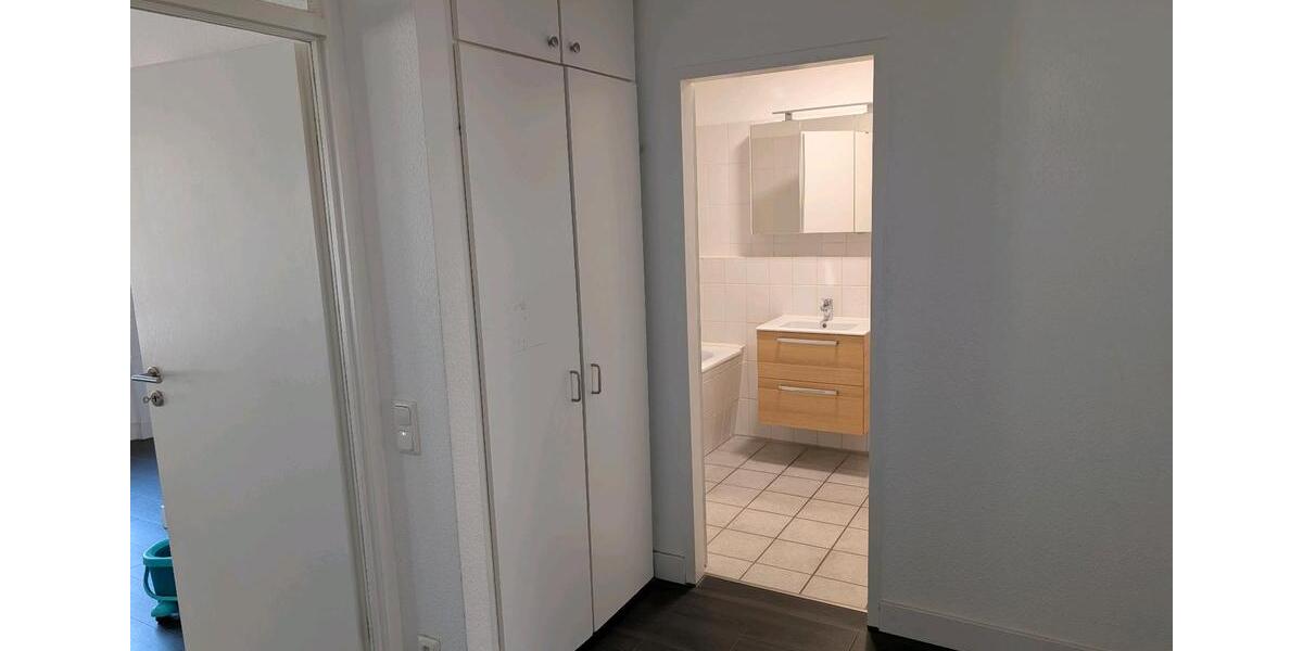Etagenwohnung Moers - 3 Zimmer, 72 m&sup2;, 650&euro; | Angebot:26518359