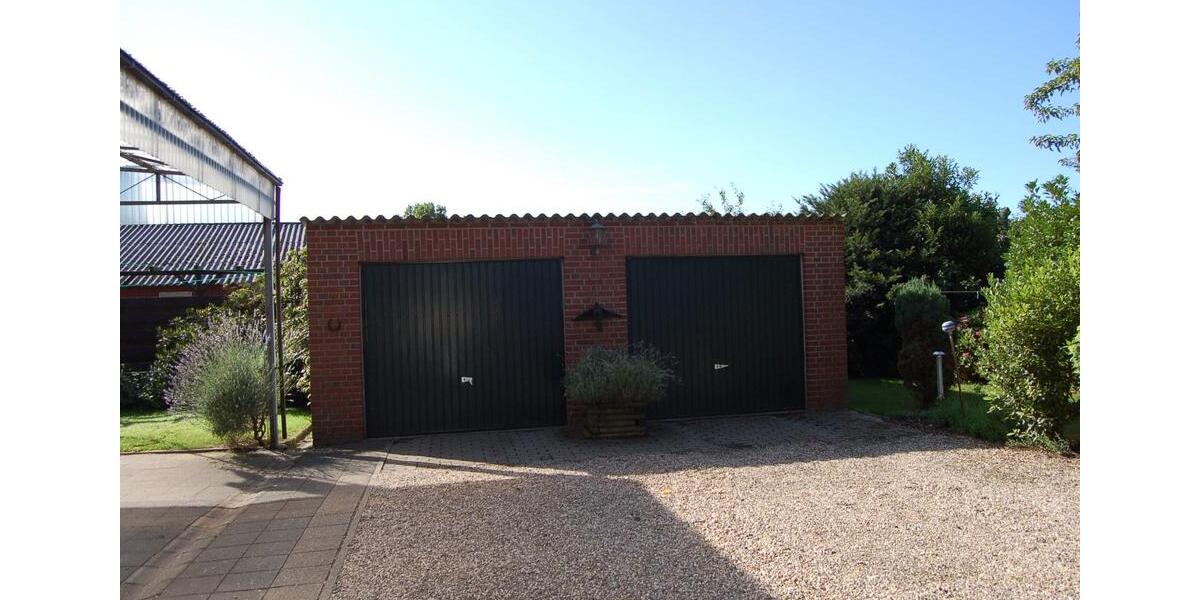 Bauernhaus, Landhaus Wachtendonk - 7 Zimmer, 250 m&sup2;, 1.950&euro; | Angebot:25378282