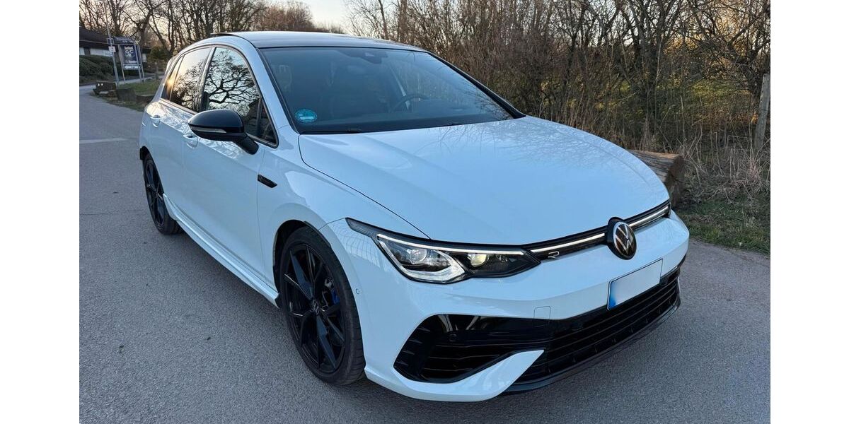 VW Golf 29.976 km 33.900 &euro; Ratingen 40885