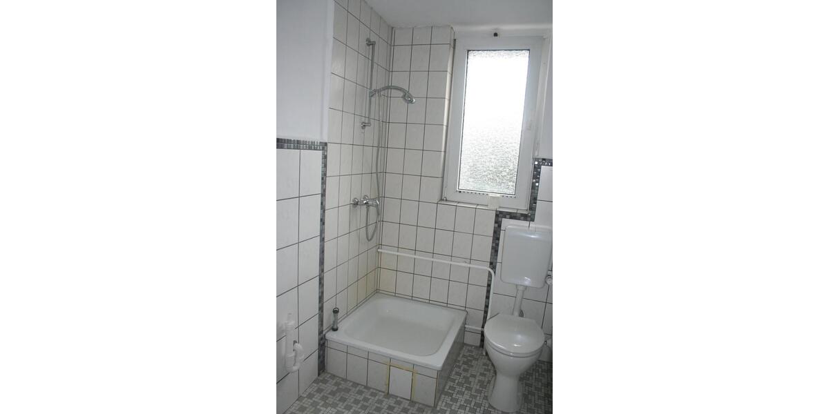 Dachgeschoßwohnung Dinslaken - 2 Zimmer, 52 m&sup2;, 350&euro; | Angebot:25235936