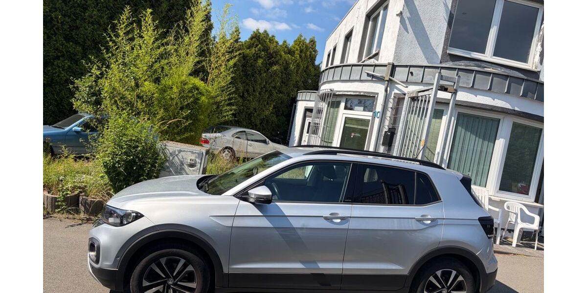 VW T-Cross 95.000 km 13.900 &euro; Essen 45326