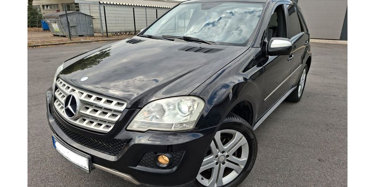 Mercedes-Benz ML 280 168.000 km 12.900 &euro; Voerde 46562