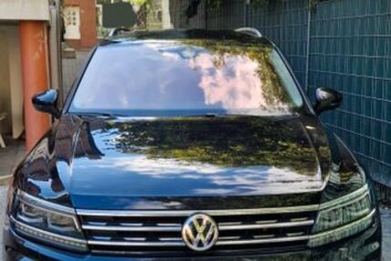 VW Tiguan Allspace 204.000 km 17.800 &euro; Duisburg 47137