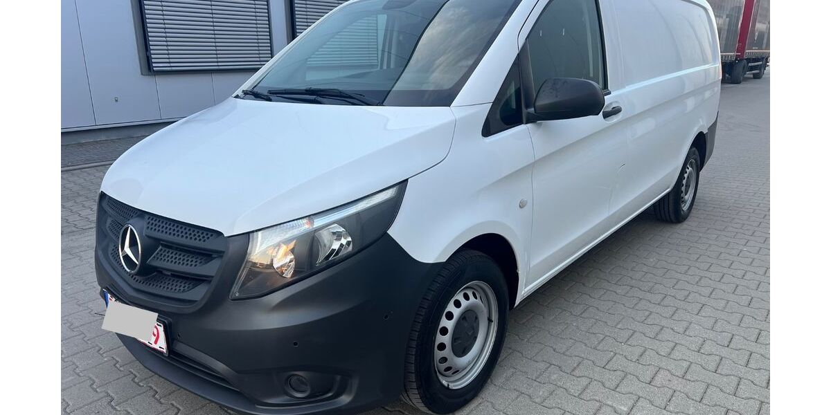 Mercedes-Benz Vito 171.493 km 14.875 &euro; Düsseldorf 40233