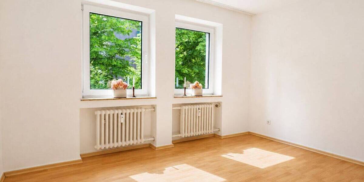 Etagenwohnung Krefeld Bockum - 3 Zimmer, 107 m&sup2;, 990&euro; | Angebot:26740807