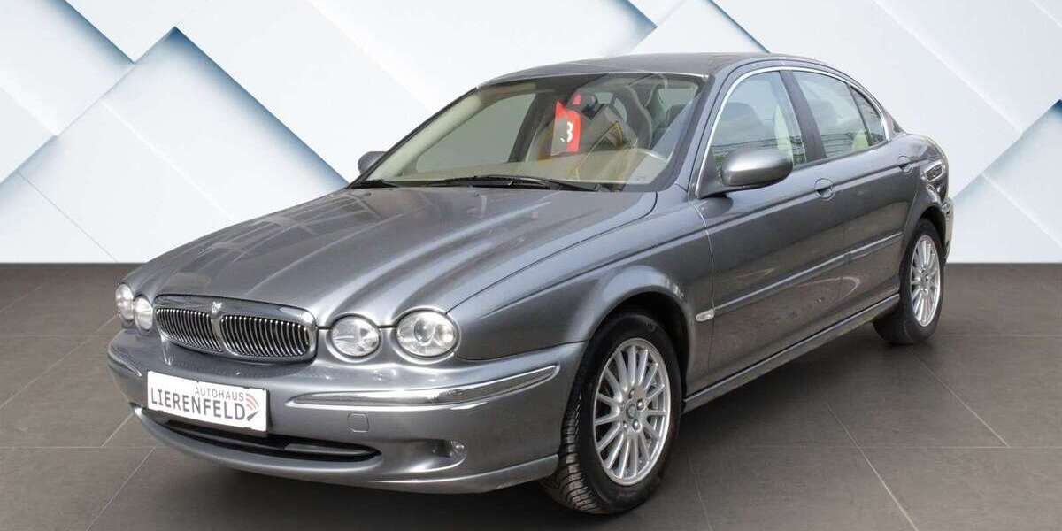 Jaguar X-Type 129.665 km 3.990 &euro; Düsseldorf 40231