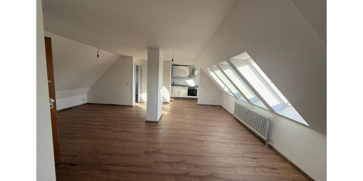Dachgeschoßwohnung Dinslaken - 1 Zimmer, 56 m&sup2;, 129.000&euro; | Angebot:26021691