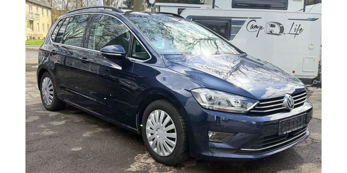 VW Golf Sportsvan 115.500 km 14.999 &euro; Duisburg 47249