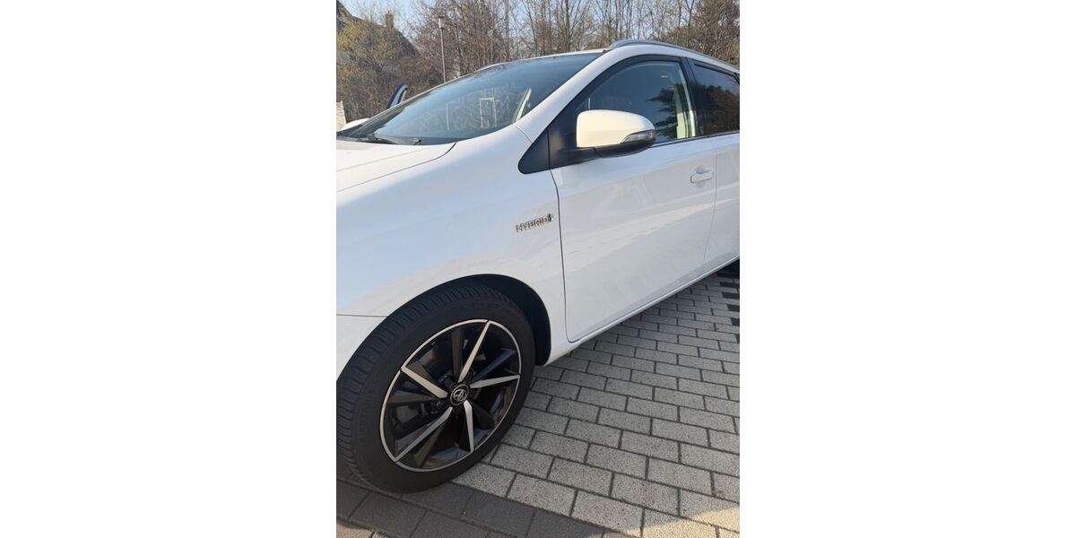 Toyota Andere 127.000 km 13.450 &euro; Neukirchen- Vluyn 47506