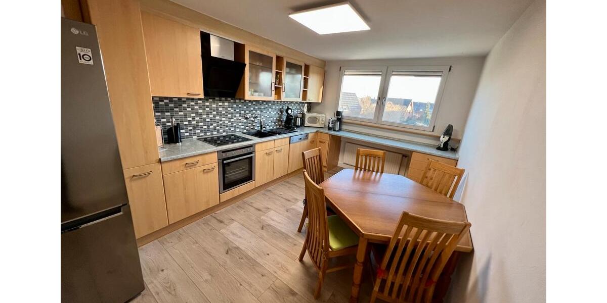 Dachgeschoßwohnung Voerde (Niederrhein) - 3 Zimmer, 78 m&sup2;, 740&euro; | Angebot:26534131