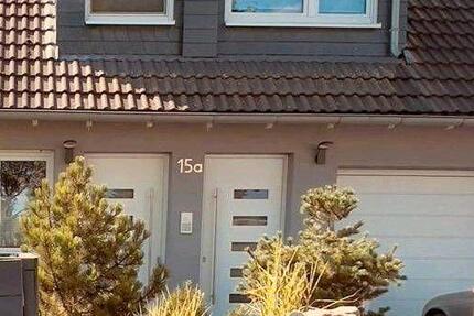Wohnung Dinslaken Hiesfeld - 2.5 Zimmer, 72 m&sup2;, 684&euro; | Angebot:26699568