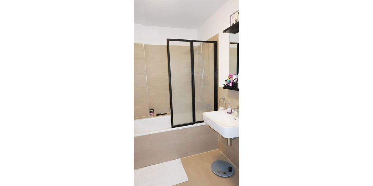 Etagenwohnung Düsseldorf Flingern Nord - 3 Zimmer, 95 m&sup2;, 1.575&euro; | Angebot:25851552