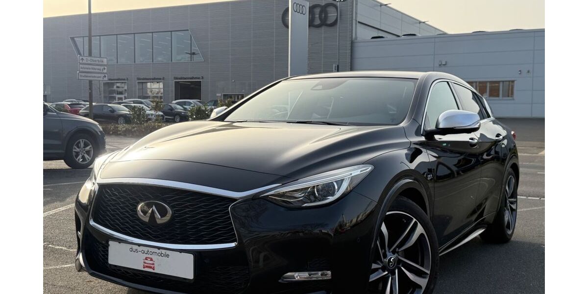 INFINITI Q30 72.947 km 17.990 &euro; Düsseldorf 40233